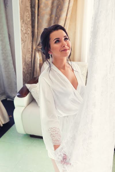 Wedding photographer Anna Putina (putina). Photo of 23 July 2019