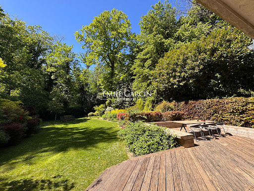 House with garden and terrace 3