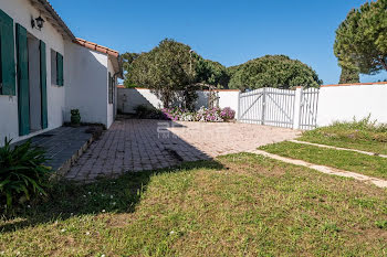 maison à Les Portes-en-Ré (17)