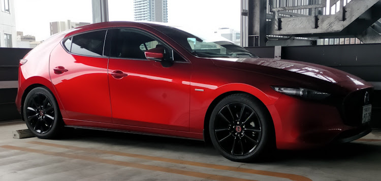 MAZDA3のカナさんが投稿したカスタム事例の投稿画像2枚目