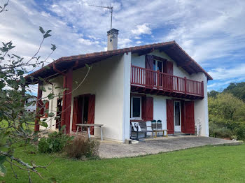 maison à Saint-Pée-sur-Nivelle (64)