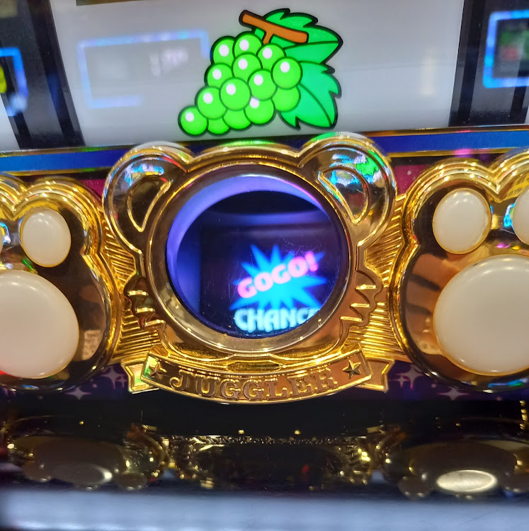 ヴォクシーのGW4日目・給油⛽・大人の社交場と言うパチンコ屋・お宝発見！・パチンコ勝ったに関するカスタム事例の投稿画像10枚目