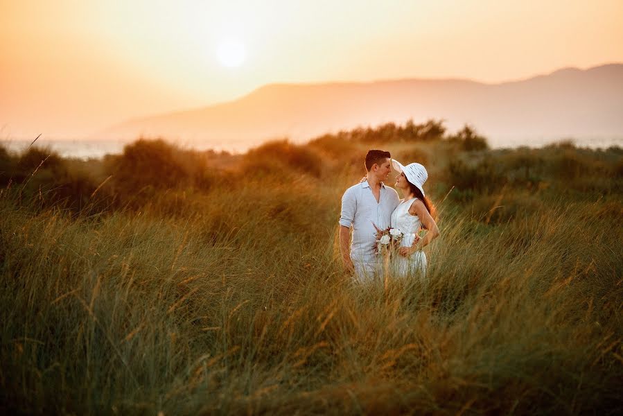 Fotógrafo de casamento Selim Ateş (selimates). Foto de 4 de julho 2020