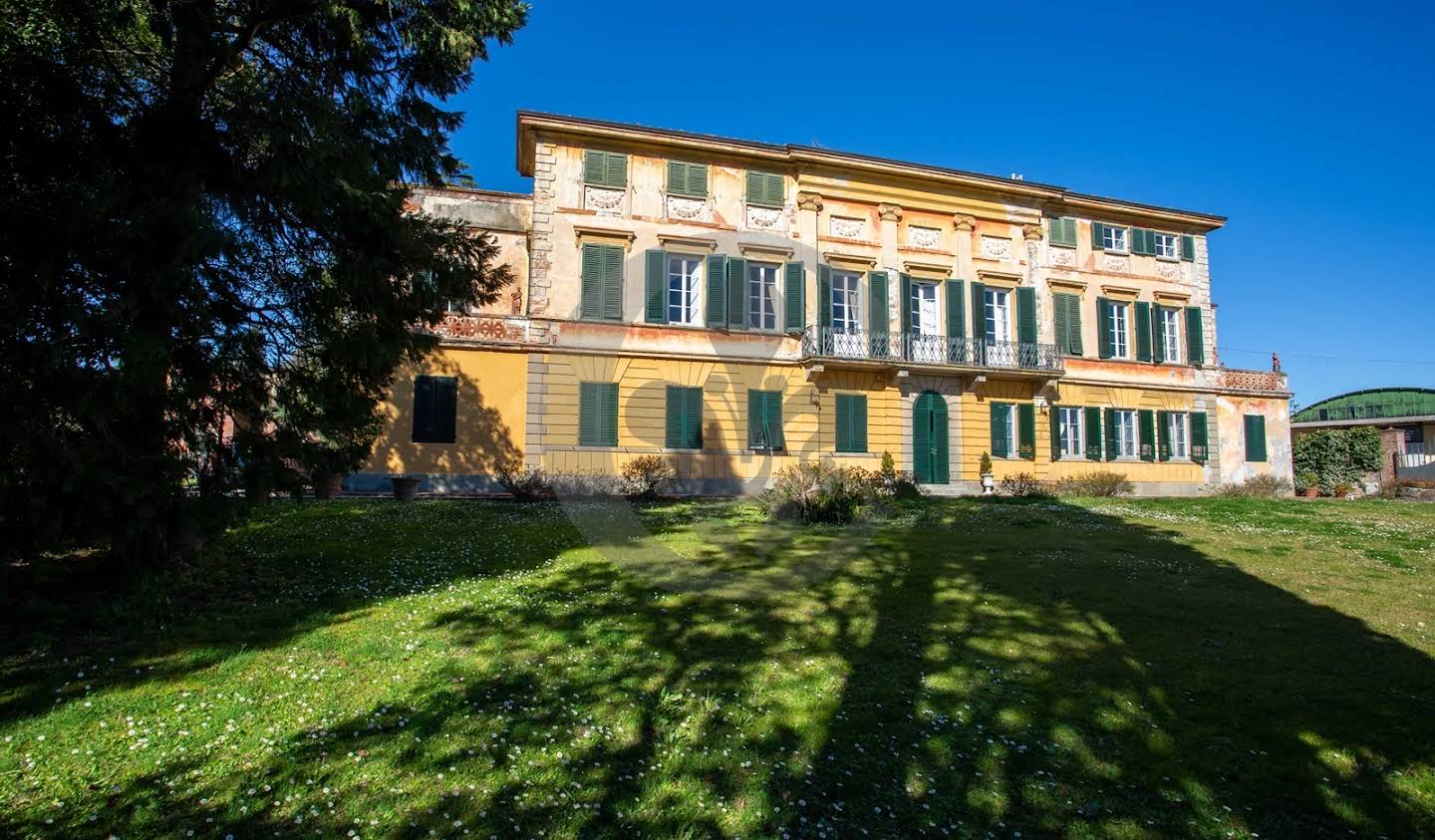 Villa with garden and terrace Capannori