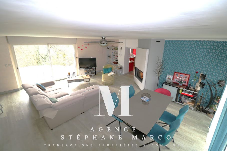 Vente maison 6 pièces 150 m² à Saintes (17100), 349 650 €