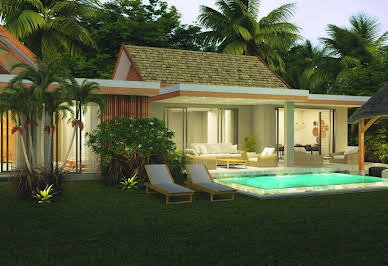 Villa with pool and garden 12