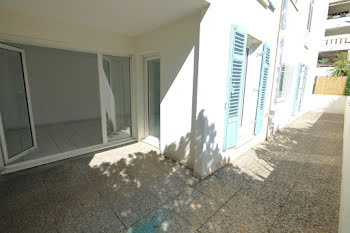 appartement à Cannes la bocca (06)