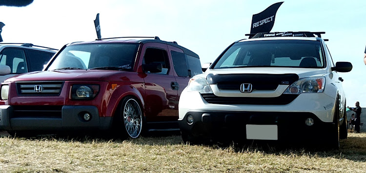 CR-Vのホンダエレメント・#USDM・シャコタンSUV・メーガンレーシングに関するカスタム事例の投稿画像1枚目