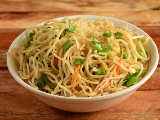 Veg Hakka Noodles