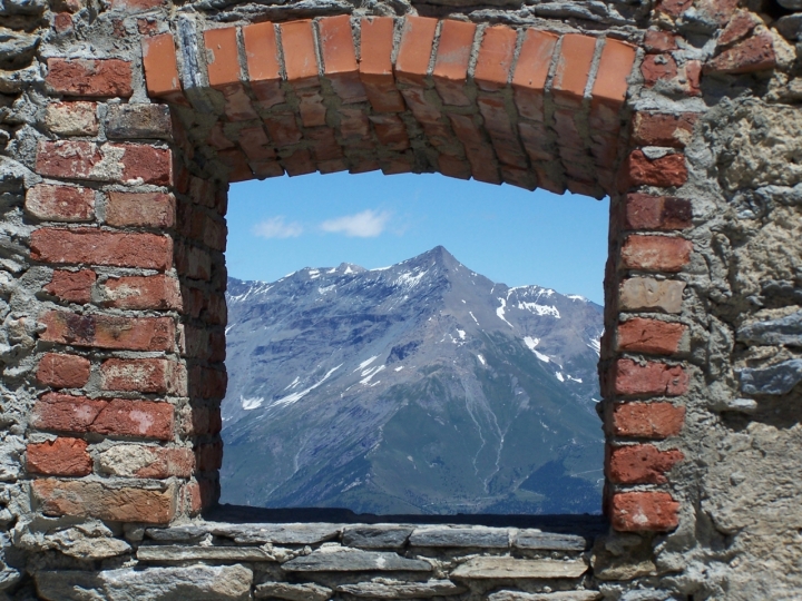 Colle delle finestre di minatango