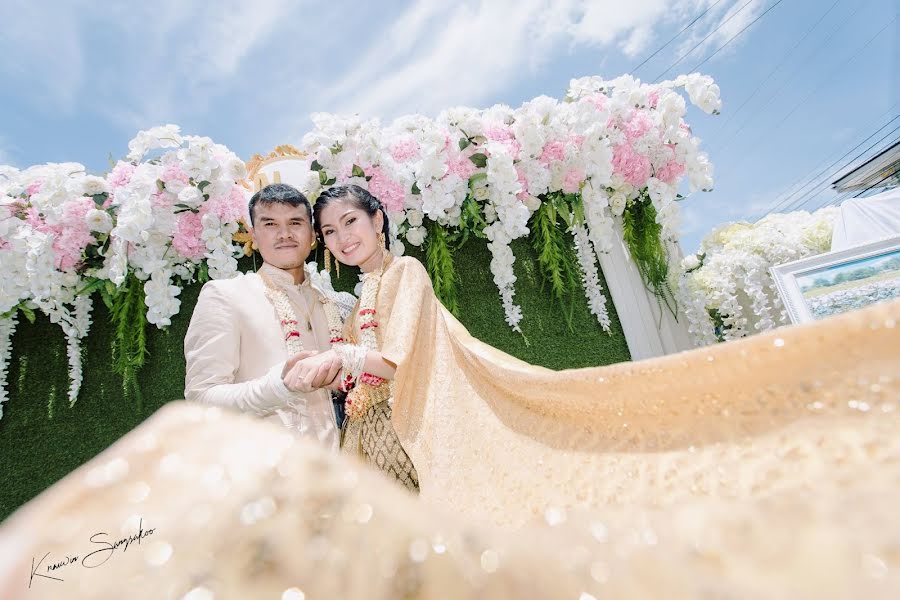 Fotógrafo de casamento Kraiwin Sangsakoo (sangsakoo). Foto de 8 de setembro 2020