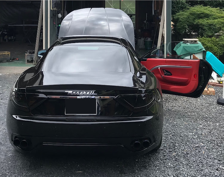 グラントゥーリズモの車高調・修理に関するカスタム事例の投稿画像1枚目