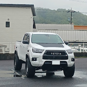 ハイラックス GUN125