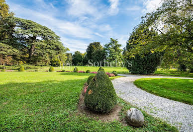 House with garden and terrace 2