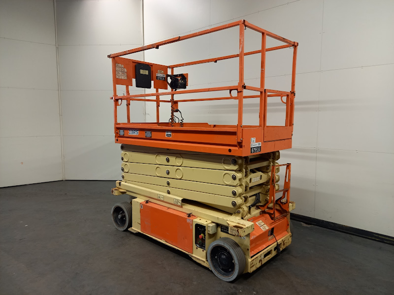 Picture of a JLG 10RS