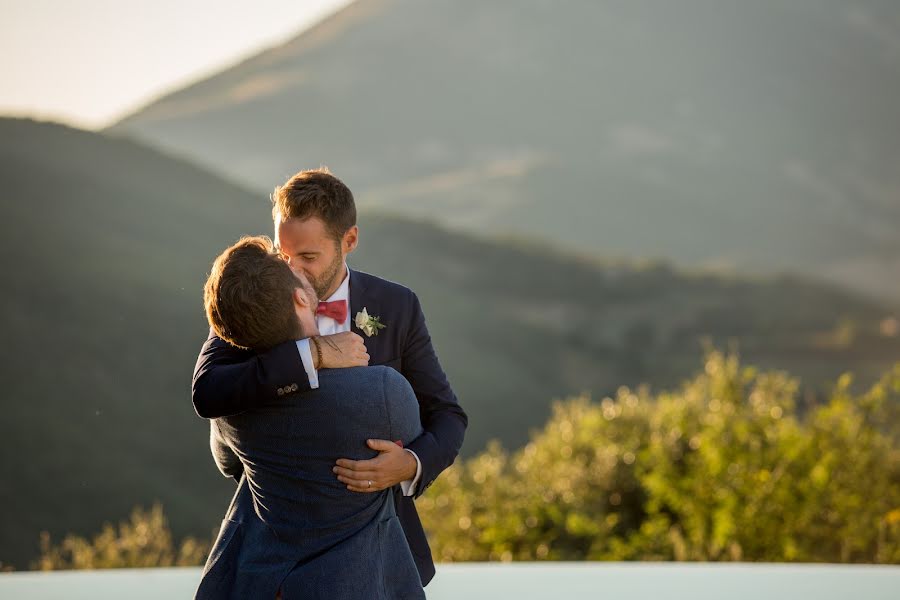 Fotografo di matrimoni Emanuele Fumanti (emanuelefumanti). Foto del 6 maggio 2023