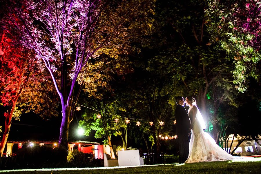 Fotógrafo de bodas Fernando Santacruz (fernandosantacr). Foto del 30 de abril 2019