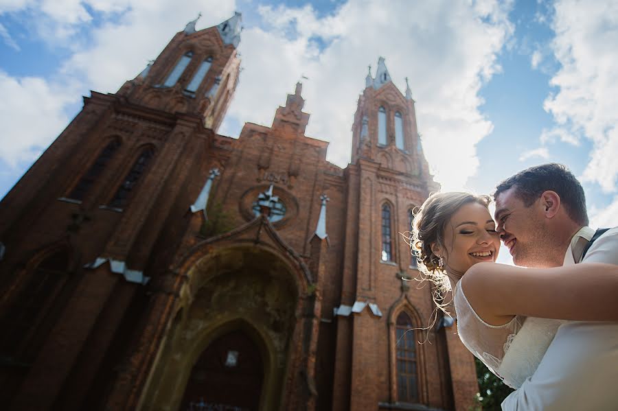 結婚式の写真家Dmitriy Gvozdik (gvo3d)。2014 12月22日の写真