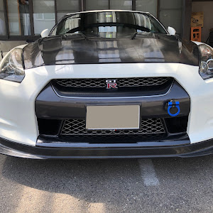 NISSAN GT-R R35