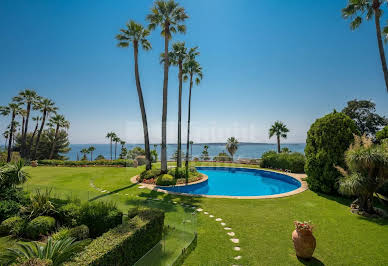 Apartment with terrace and pool 5