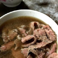 六千泓佐土產牛肉(六千牛肉湯)