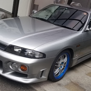 スカイライン R33