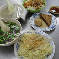 【高雄自強夜市】羅家新營豆菜麵