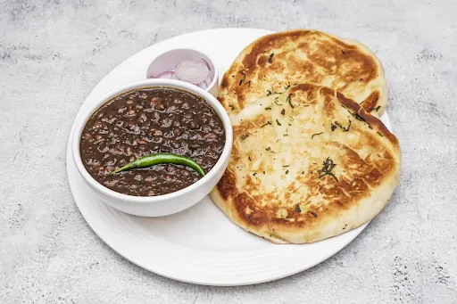 Amritsari Chole Kulcha