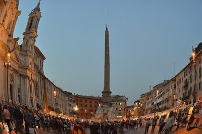 Crepuscolo a piazza Navona di easy rider