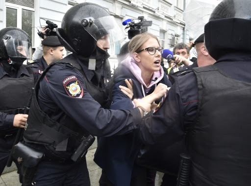  Ponovo oštra reakcija ruske policije u Moskvi, uhapšeno više od 600 demonstranata (VIDEO)
