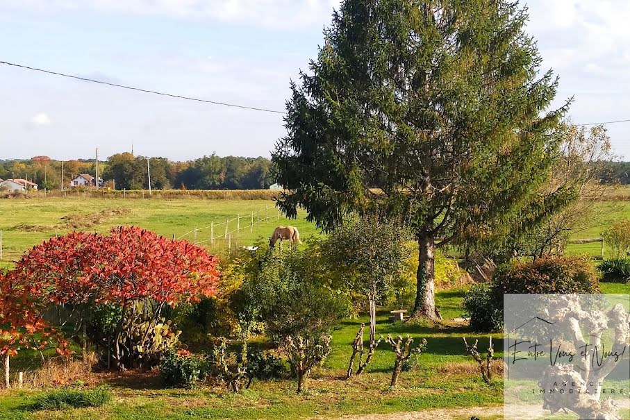 Vente ferme 10 pièces 403 m² à Bazas (33430), 589 000 €