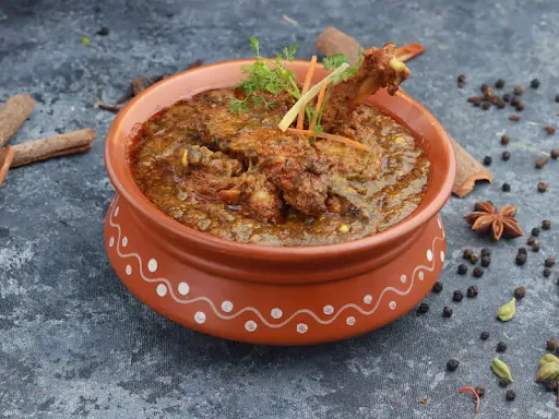 Chukka Kura Natukodi Curry