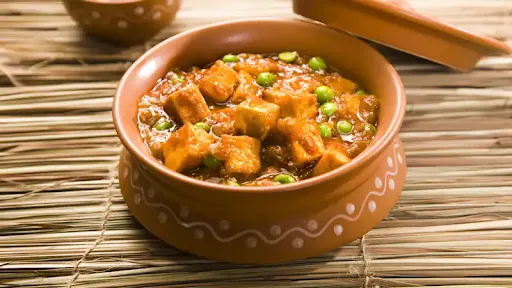 Matar Paneer