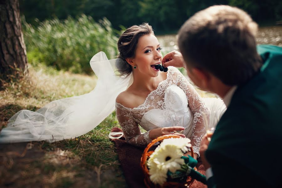 Wedding photographer Evgeniy Kobylinskiy (creater). Photo of 13 September 2015