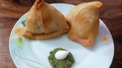 Tandoori Chaap Samosa [4 Pieces]