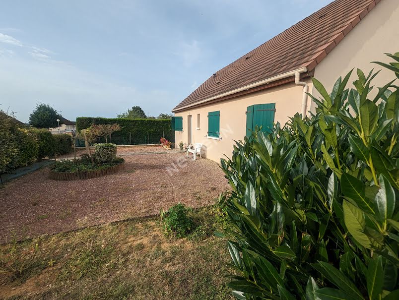 Vente maison 4 pièces 84.6 m² à Noyen-sur-Sarthe (72430), 180 214 €