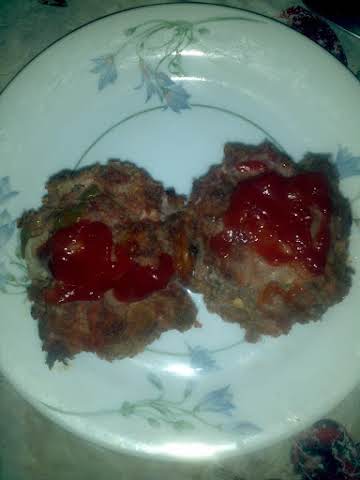 Muffin tin Meatloaf w/Salsa