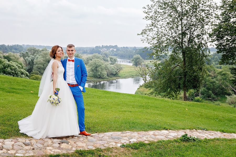 Fotógrafo de casamento Yuliya Scherbakova (ruzaphoto). Foto de 27 de setembro 2017