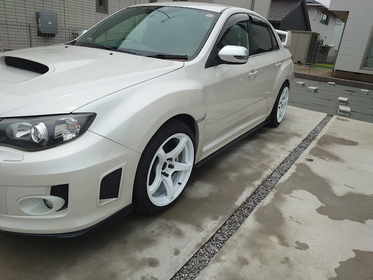 インプレッサ WRX STIのたかはしさんさんが投稿したカスタム事例の投稿画像2枚目