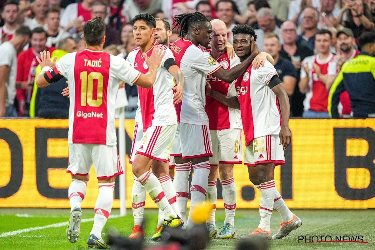 🎥 Alweer relletjes tussen supporters: fans van Ajax en Napoli gaan met elkaar op de vuist