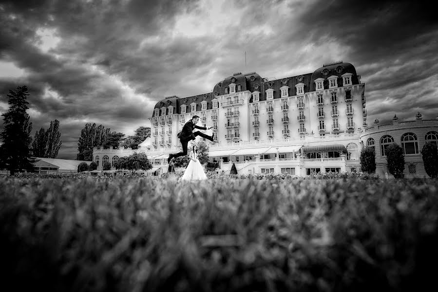 Fotógrafo de casamento Marius Marcoci (mariusmarcoci). Foto de 21 de junho 2015