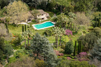 villa à La Colle-sur-Loup (06)