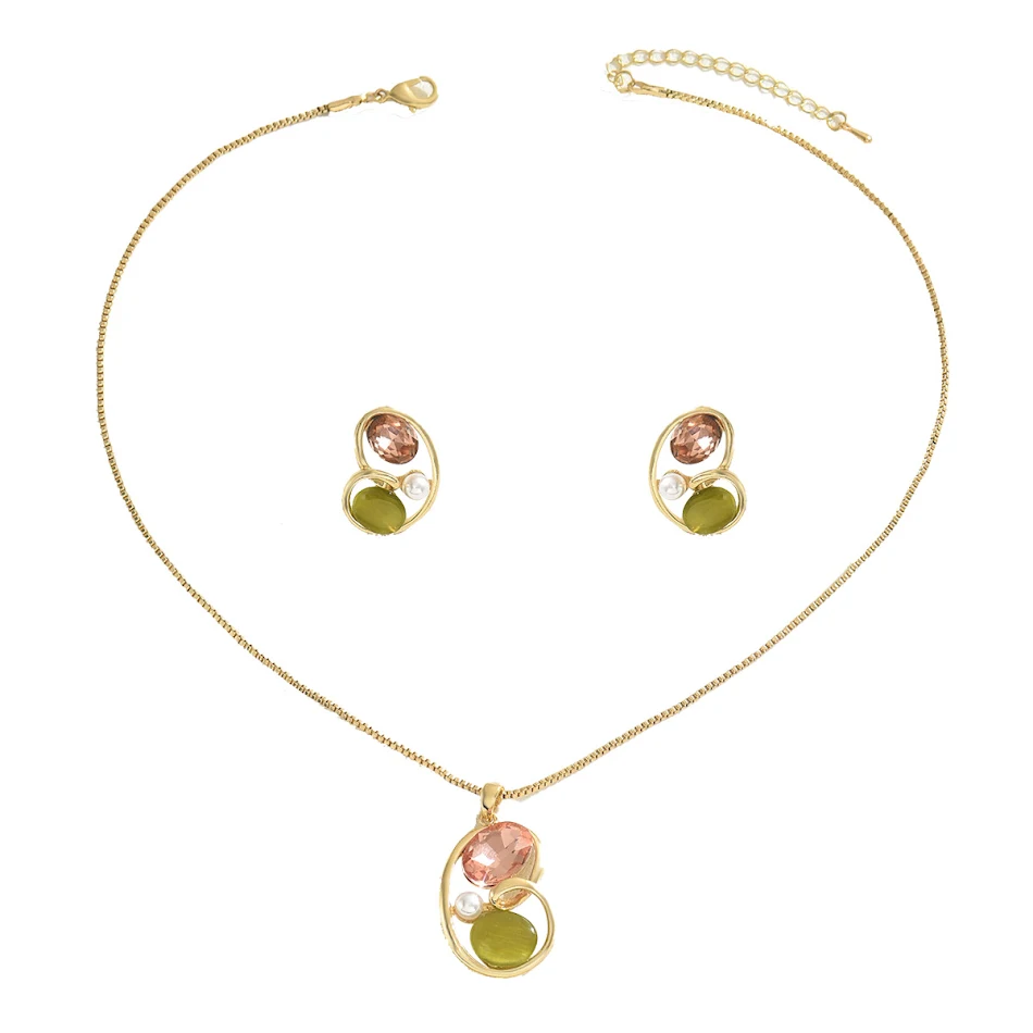 Ensemble de bijoux pour femmes avec pierres précieuses incrustées design enroulé Élégance intemporelle Cadeau parfait Rehaussez votre style avec cette pièce exquise