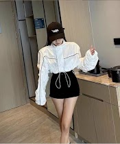 Áo Khoác Dù Nữ 2 Lớp Phối Sọc Viền Kiểu Dáng Lửng Croptop Cực Đẹp