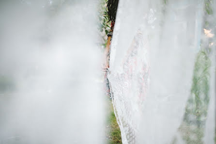 Fotógrafo de casamento Misha Shuteev (tdsotm). Foto de 20 de fevereiro 2016