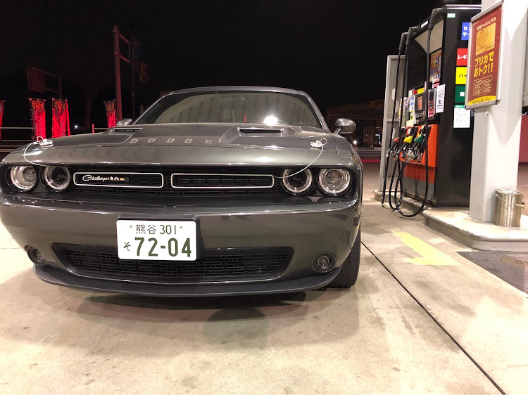チャレンジャーのダッジチャレンジャー・チャレンジャー・エンブレム取付・アメ車に関するカスタム事例の投稿画像2枚目