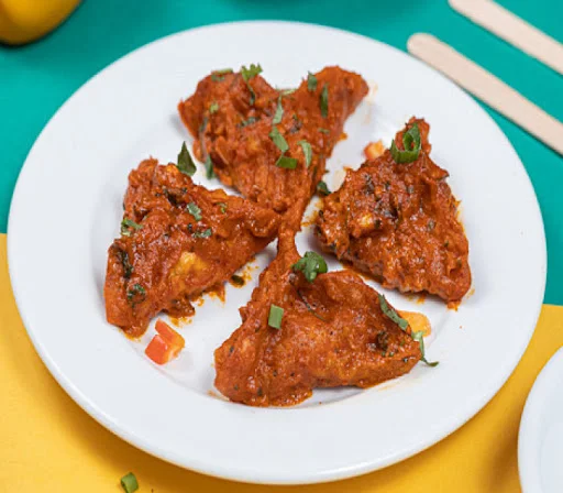 Paneer Makhni Momos