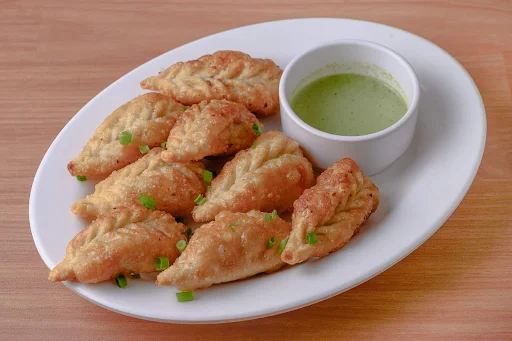 Chicken Fried Momos [8 Pieces]