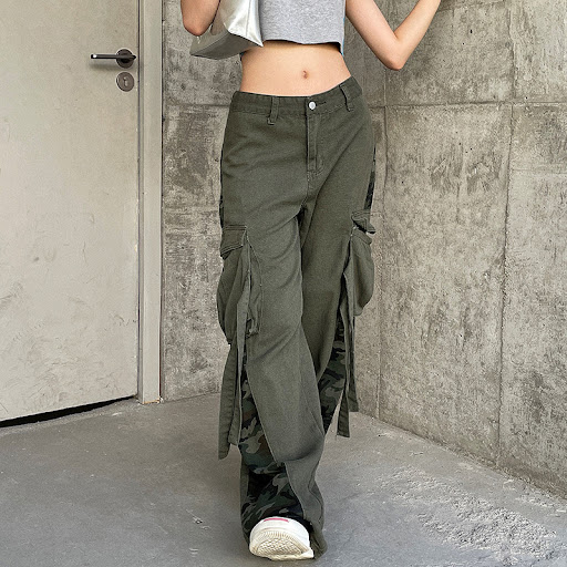 Title 10, Street Trendsetters Splicing Camouflage Contras...