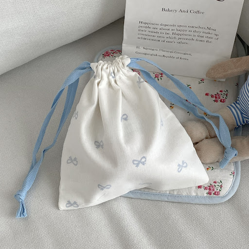 Title 10, Sweet Bow Print Drawstring Storage Bag perfect ...